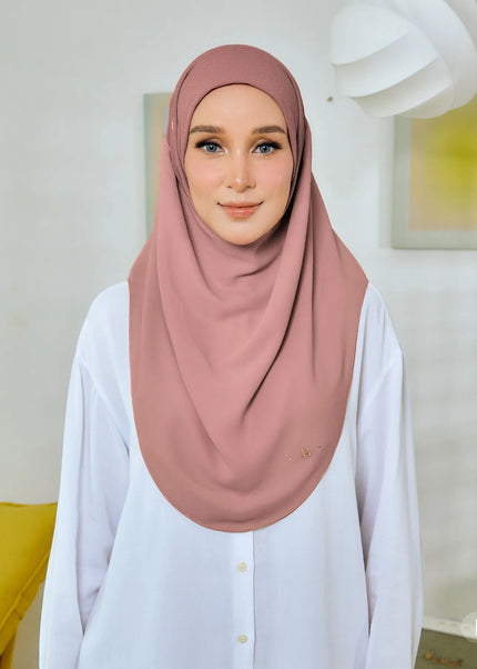GRACEFULLY-SO PLAIN in CORAL HAZE