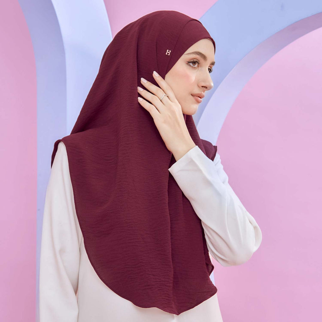 DANDILY-SO in GERANIUM RED