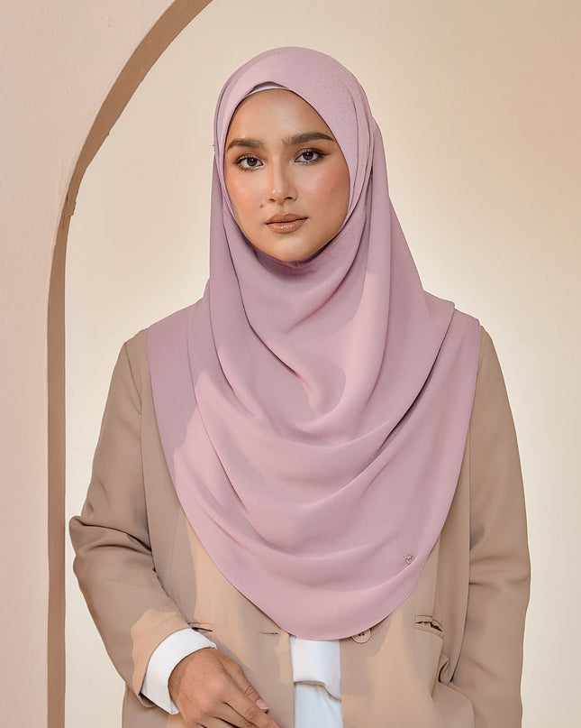 GRACEFULLY-SO PLAIN in POWDER PINK