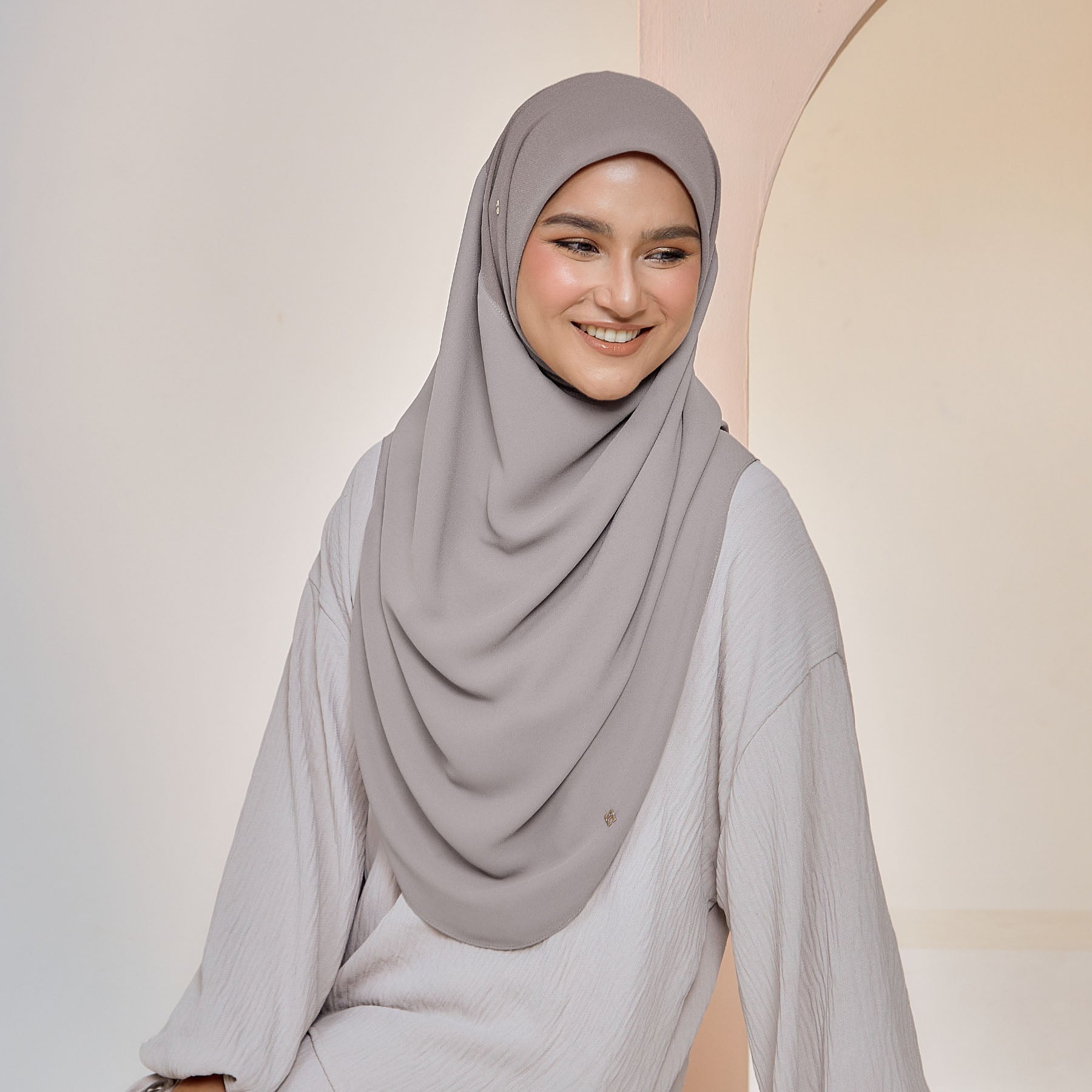 GRACEFULLY-SO PLAIN in TINSMITH