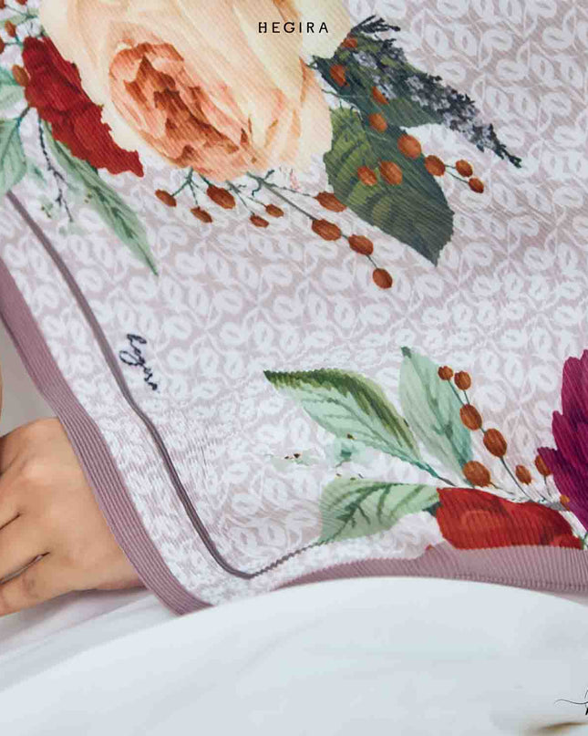 PS-LOVE LIFE in OFF WHITE