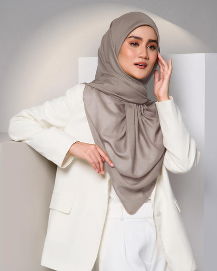 PS-HONEY HONEY in BEACHWOOD