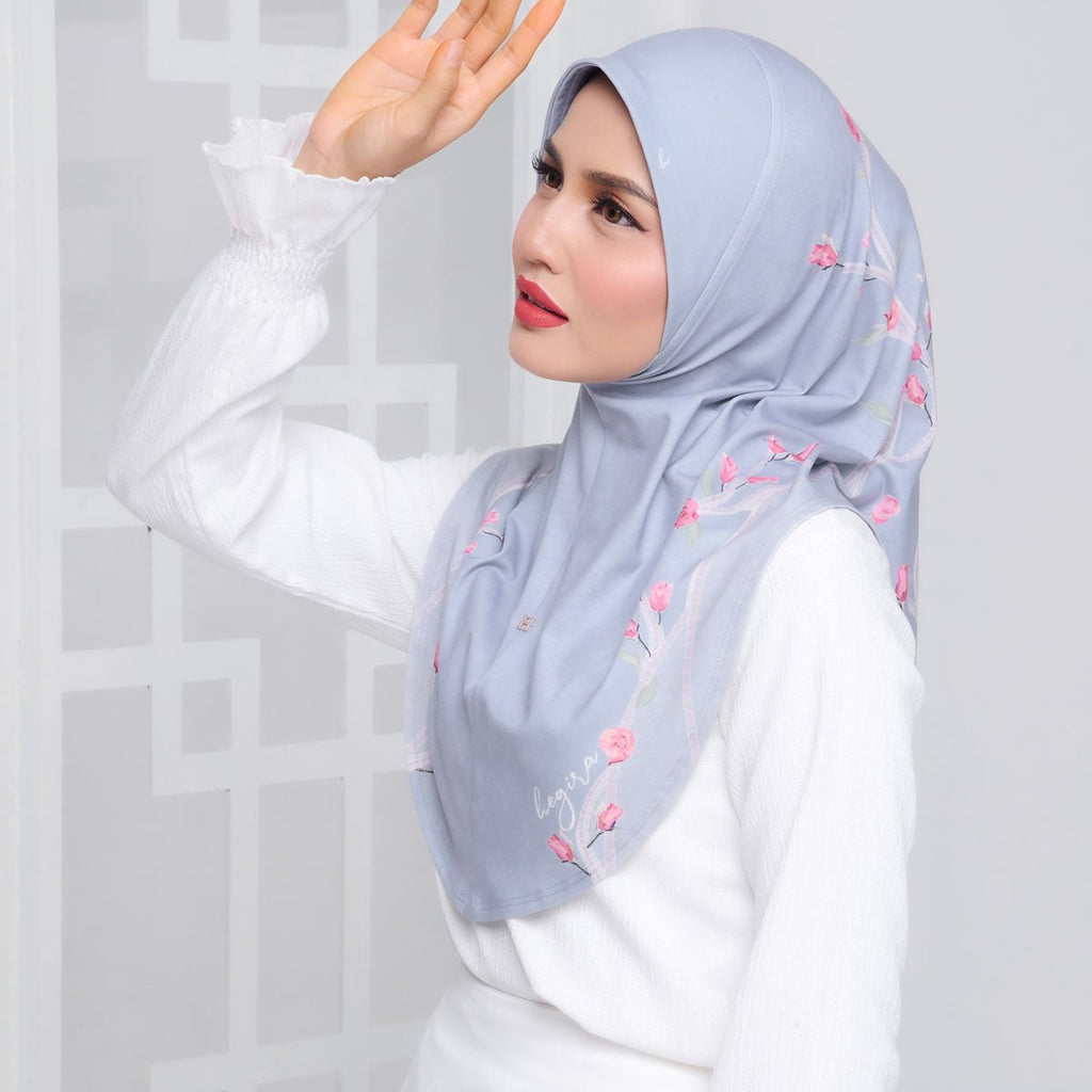 SO-MARVEY ROSY MOSAIC in ICE GRAY