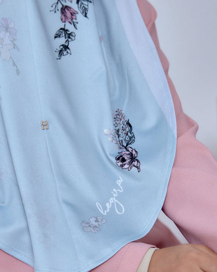 SO-BASIC SAVANNAH in SKY BLUE