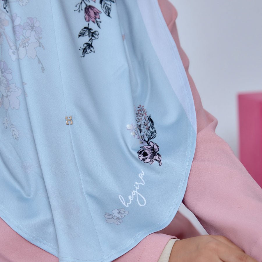 SO-BASIC SAVANNAH in SKY BLUE