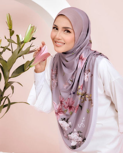 SO-AMORA LUSH in ASH