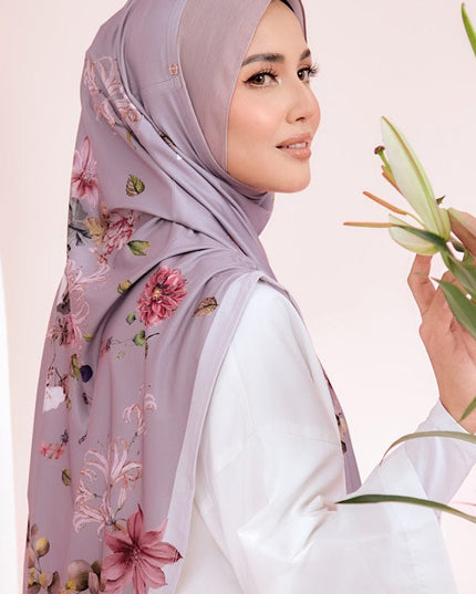 SO-AMORA LUSH in ASH