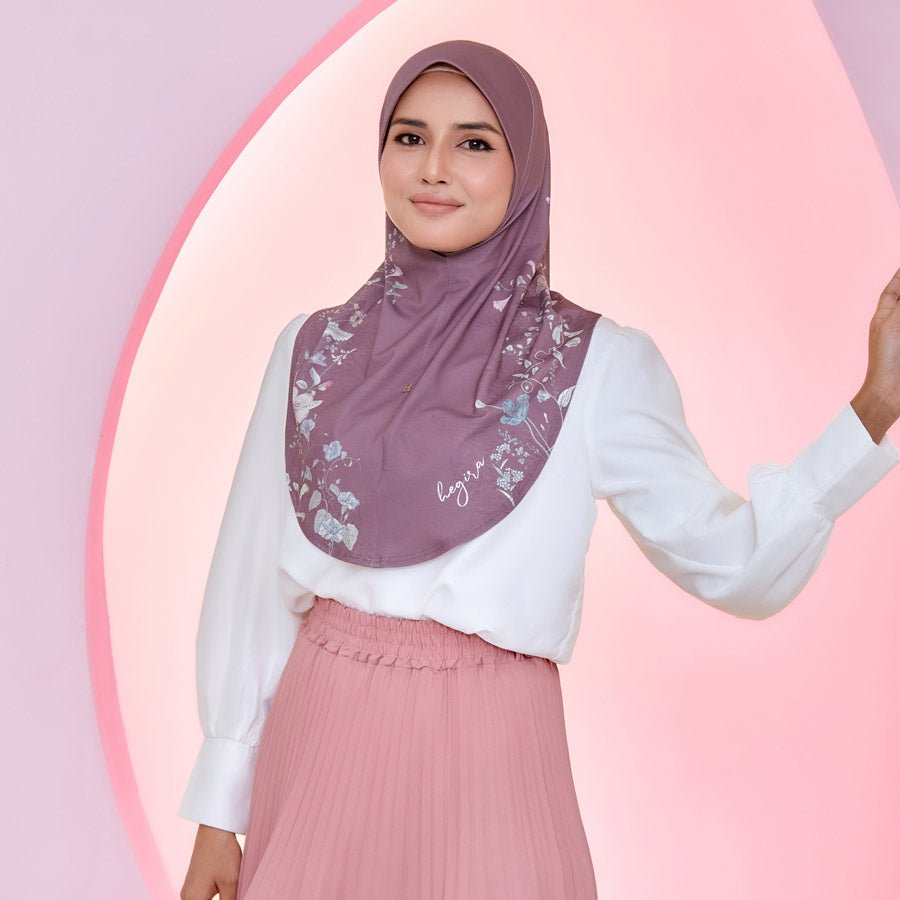 SO-MARVEY WILDEBLOOM in LOGANBERRY