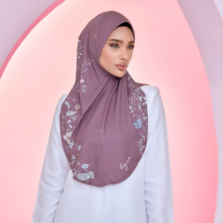 SO-MARVEY WILDEBLOOM in LOGANBERRY