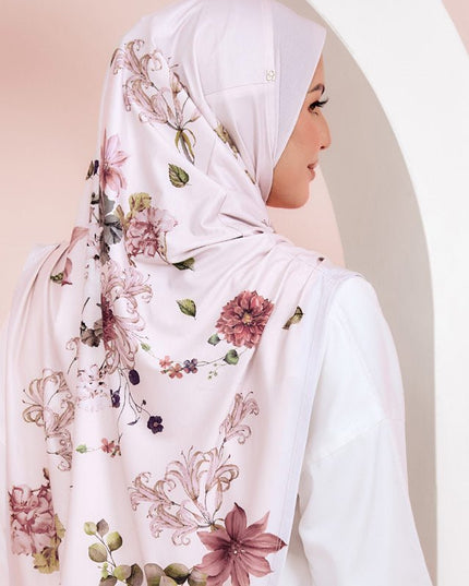 SO-AMORA LUSH in CREAM