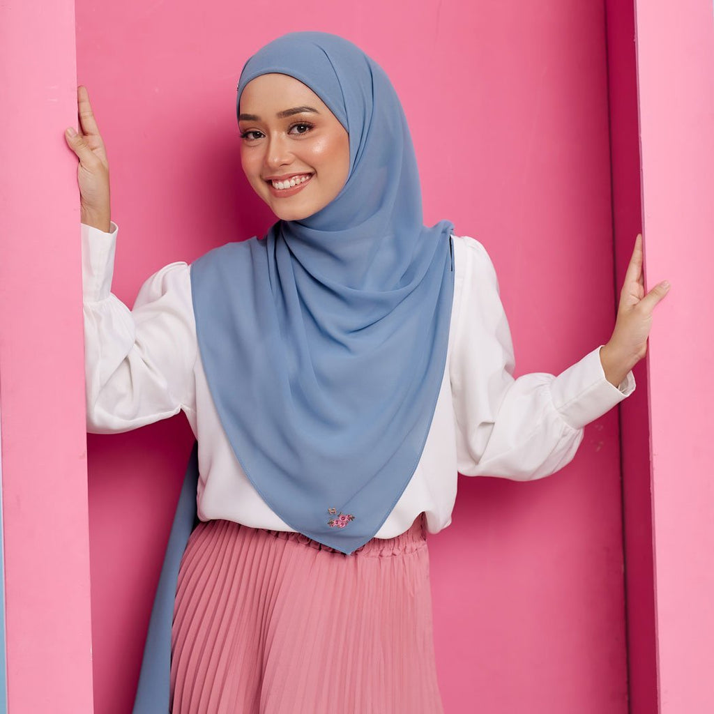 PS-THALIA TIE BACK in ICEBERG