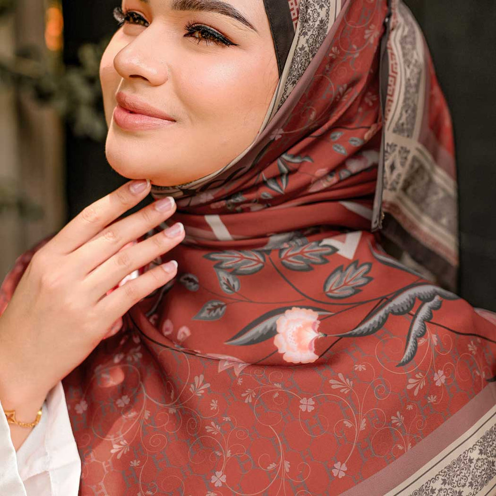 PS-HAGIA MATTE SATIN in BRICK