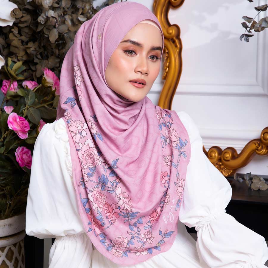 KEENLY-SO ROSES in PERSIAN PINK