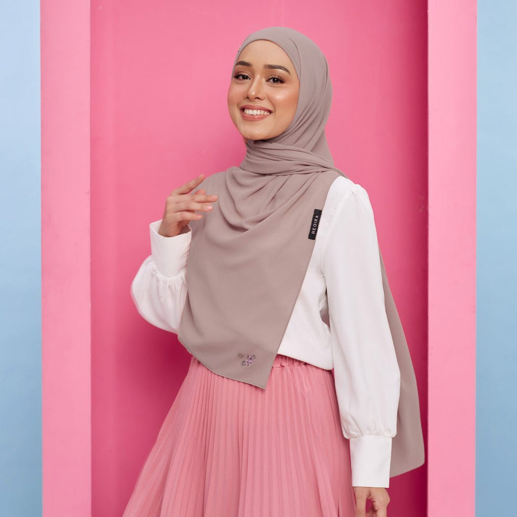 PS-THALIA TIE BACK in SWEET CHESTNUT