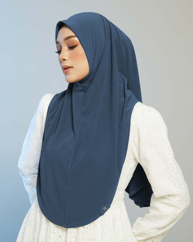 SO-LEA in ADMIRAL BLUE