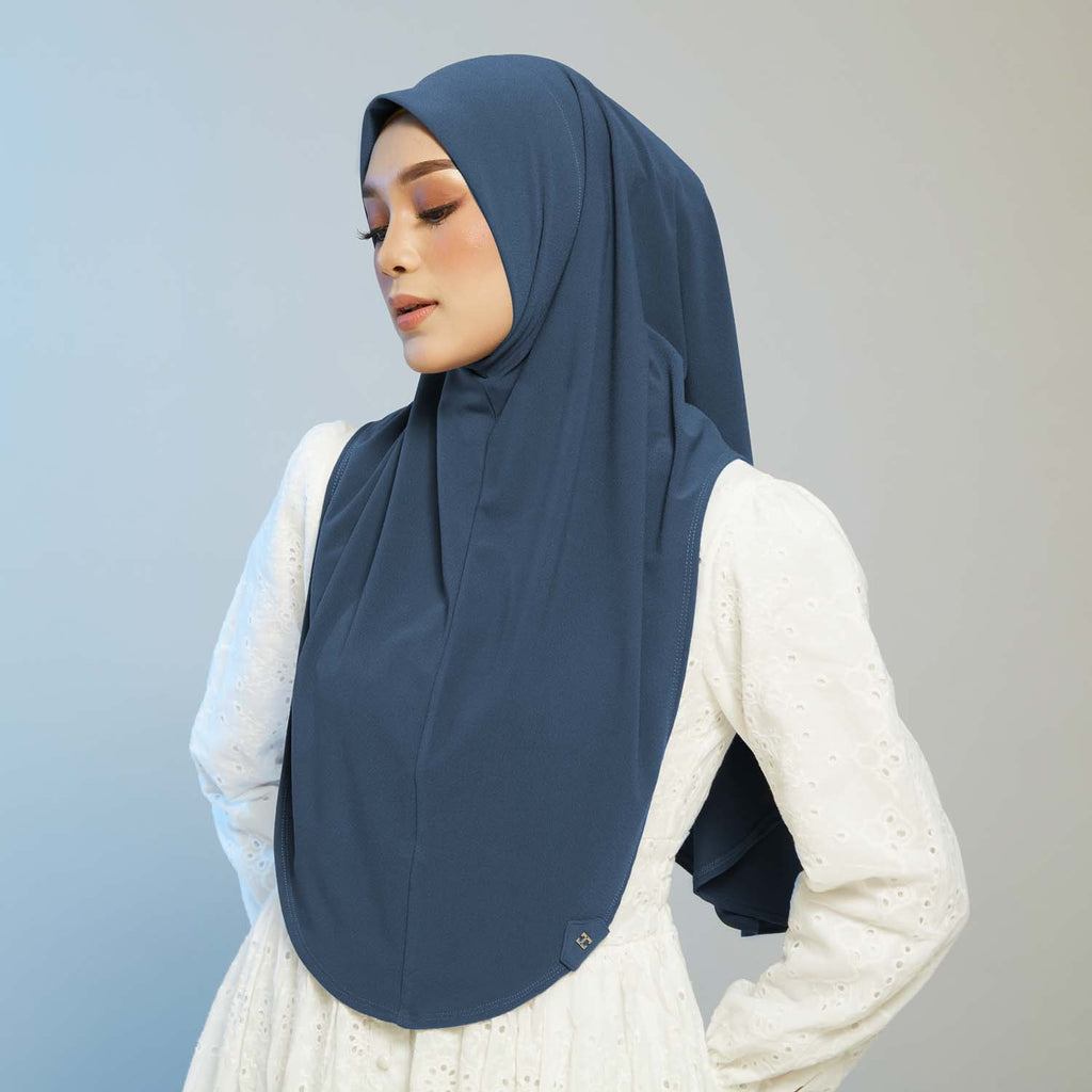 SO-LEA in ADMIRAL BLUE