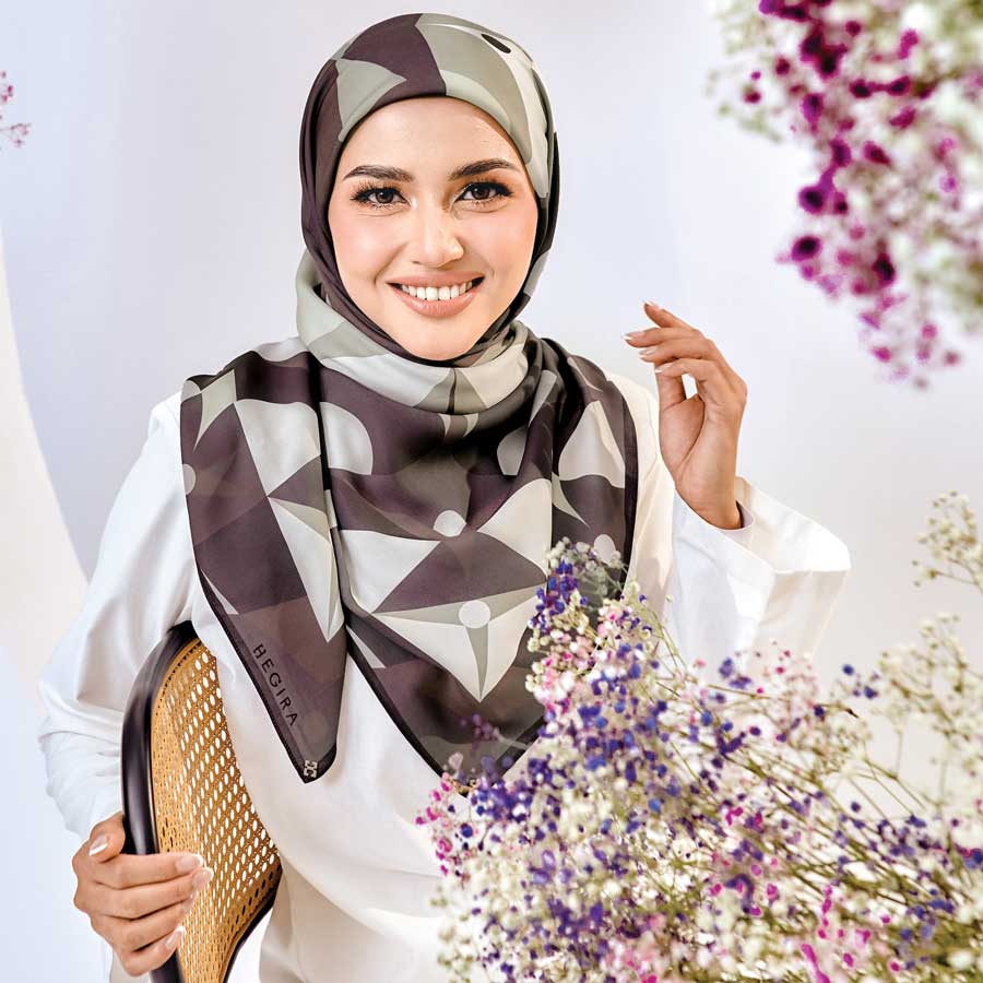 PS-HEIDEMARIE MATTE SATIN in ARMY