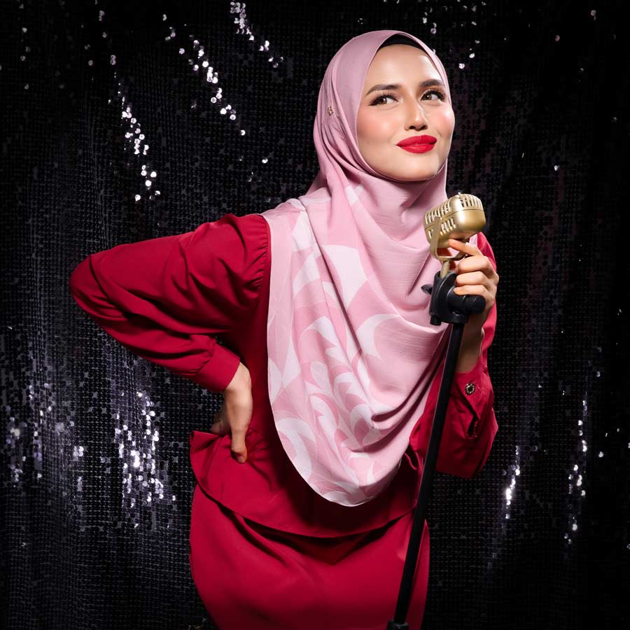 KEENLY-SO WEBBYPETALS in CORAL CLOUD