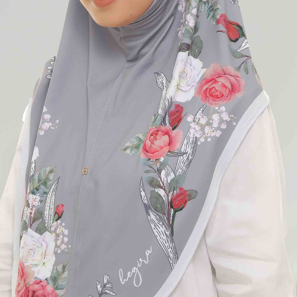 SO-LUCKY MARIE in GRAY