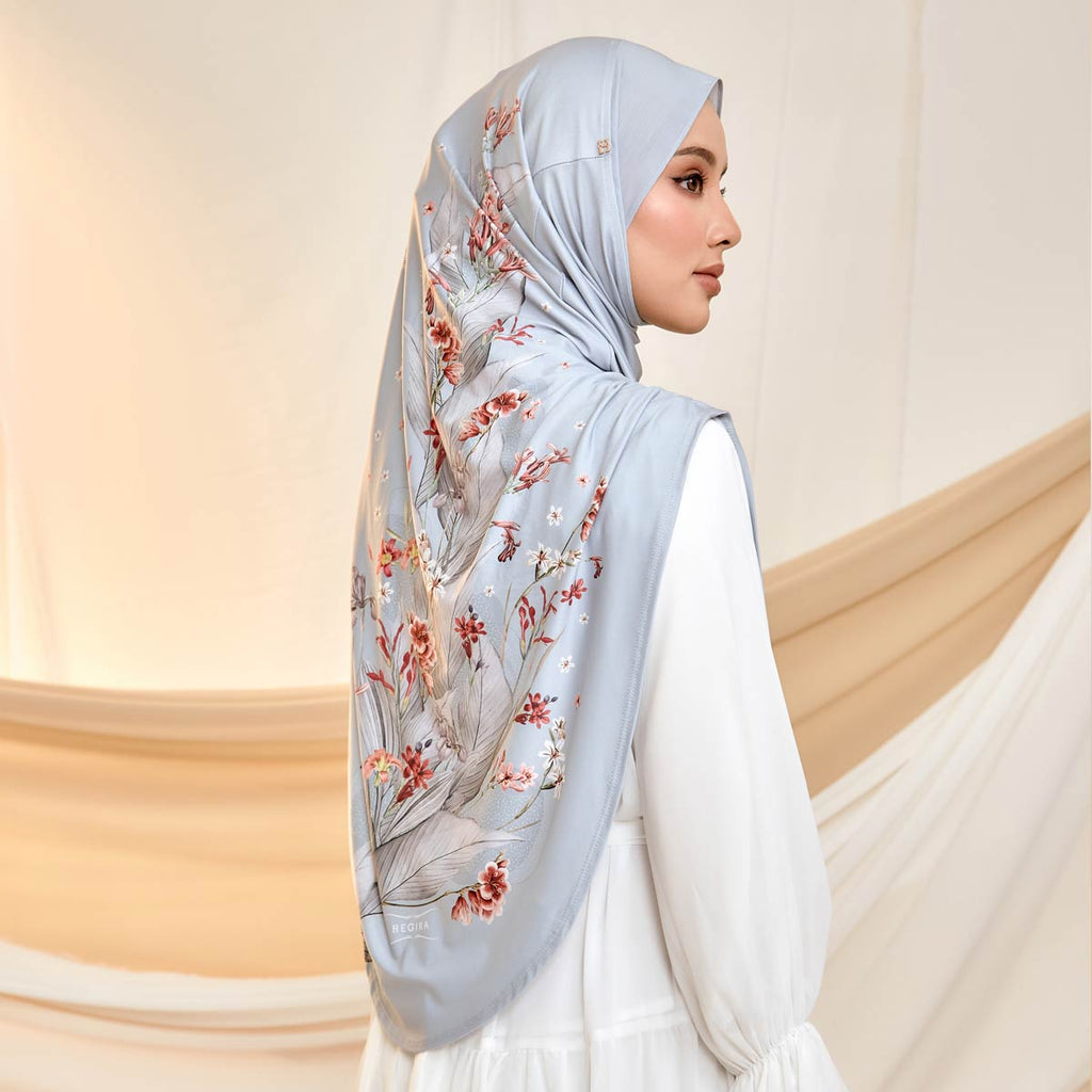 SO-AMORA FOLIAGE FANTASY in BASHFUL