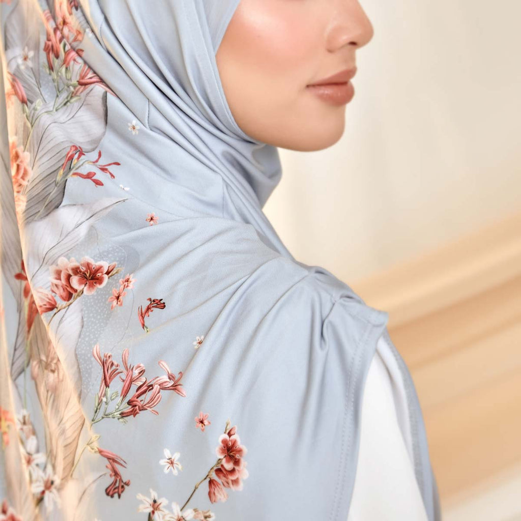 SO-AMORA FOLIAGE FANTASY in BASHFUL