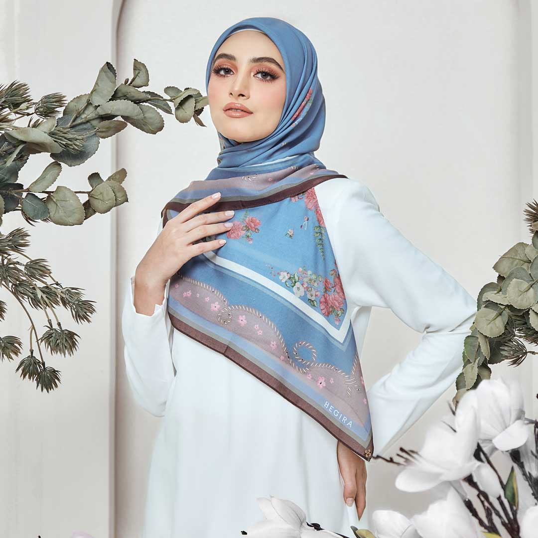 PS-COTTAGE ROSE VOILE in CERULEAN