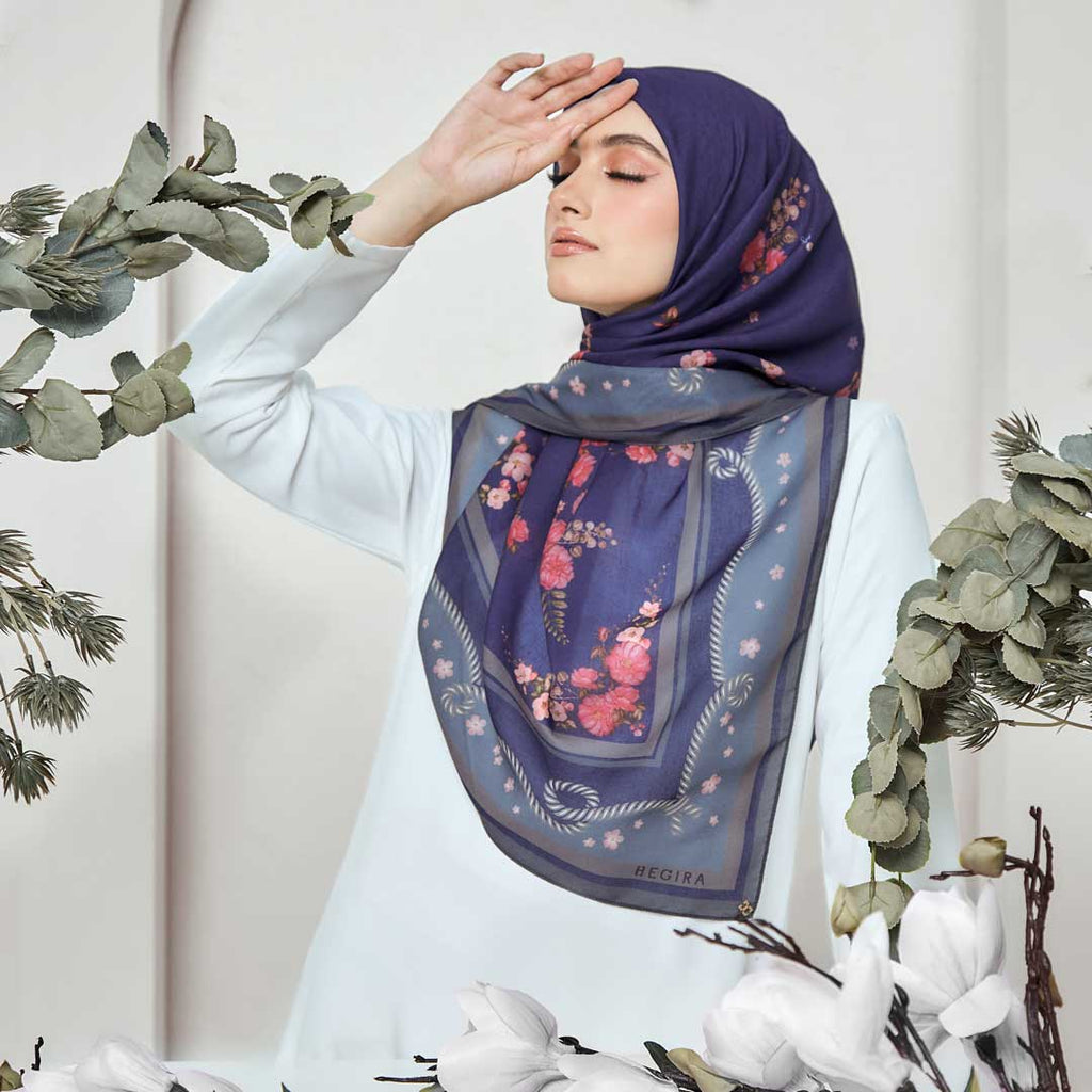 PS-COTTAGE ROSE VOILE in NAVY