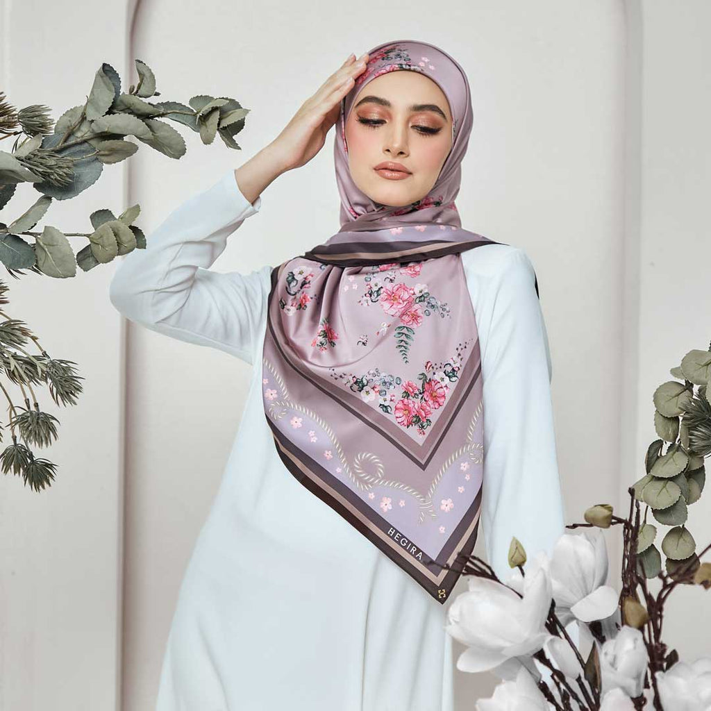 PS-COTTAGE ROSE SATIN in THISTLE