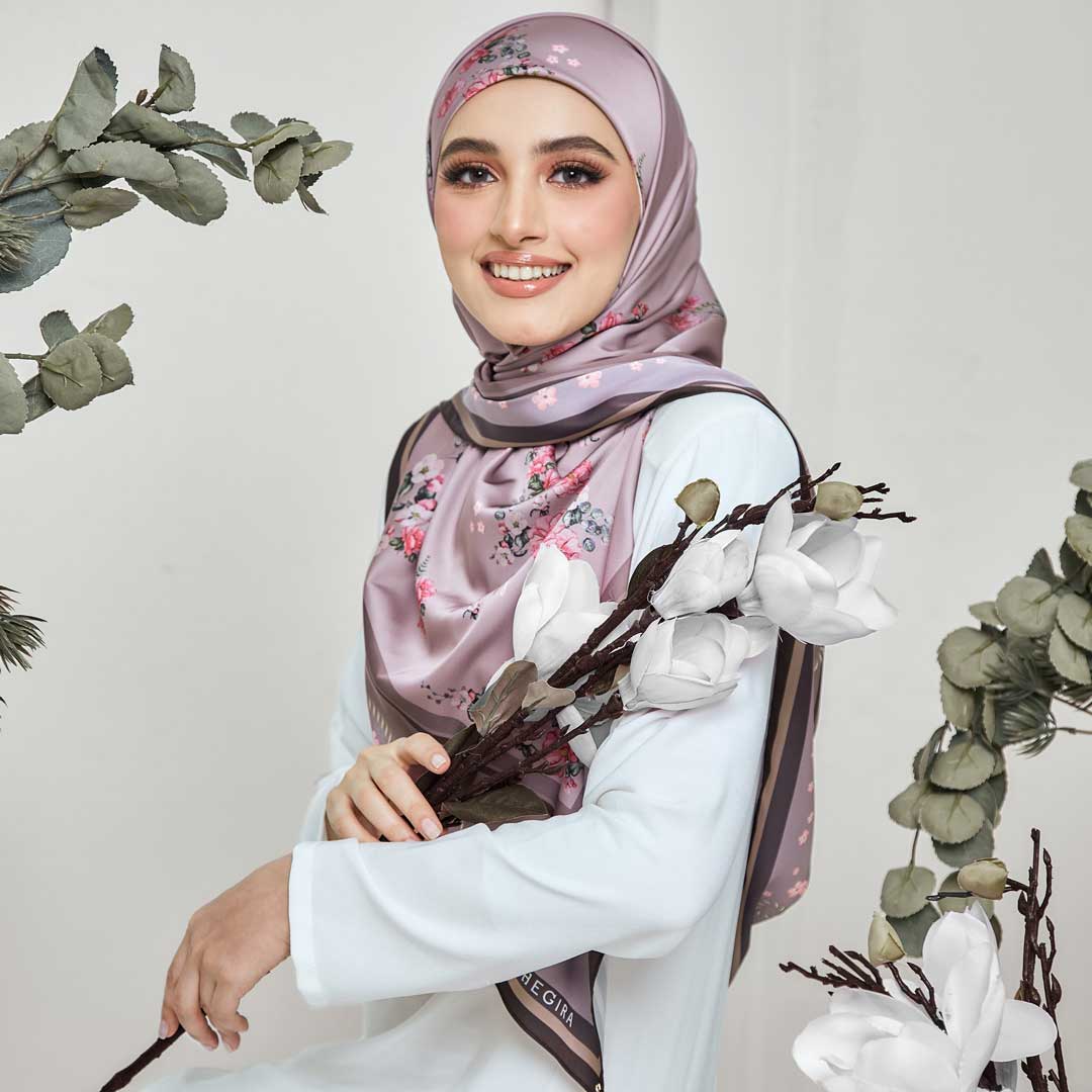 PS-COTTAGE ROSE SATIN in THISTLE