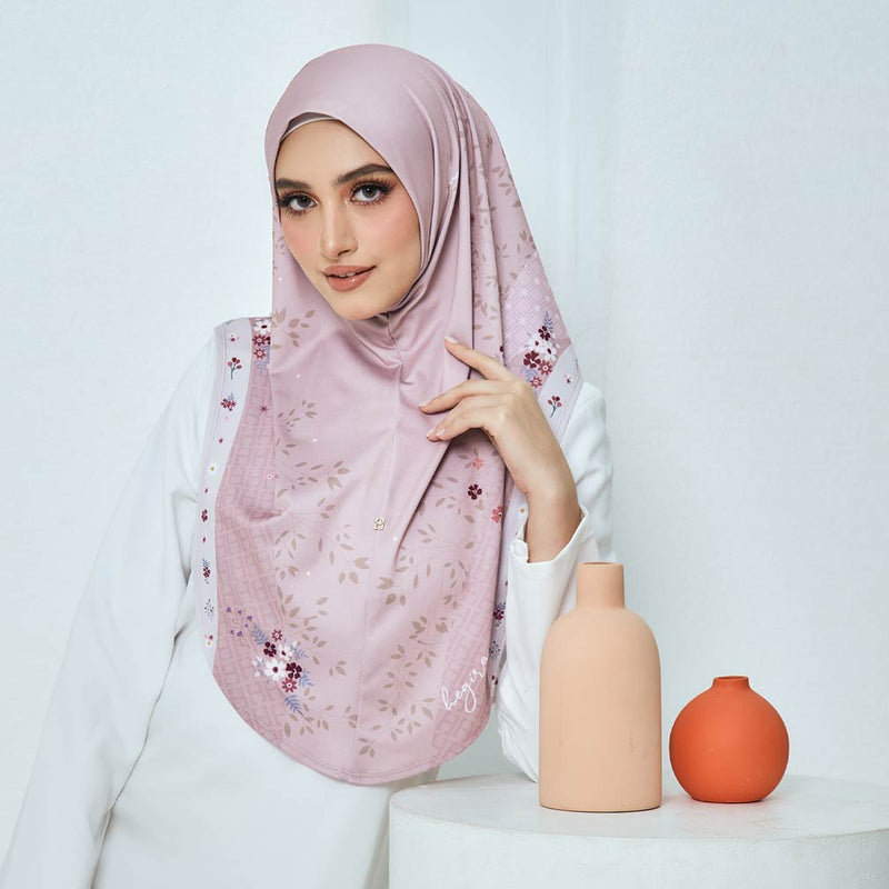 SO-LUCKY LAVANIA in PINK