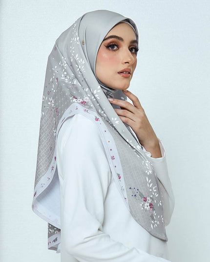 SO-LUCKY LAVANIA in SILVER