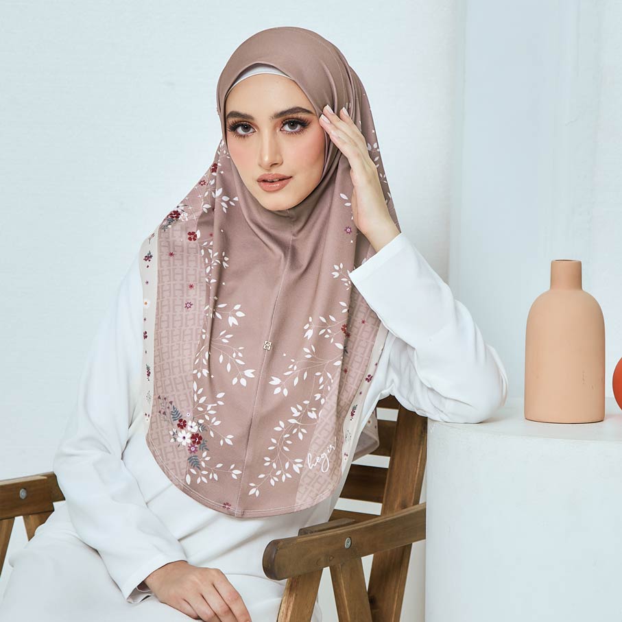 SO-LUCKY LAVANIA in ALMOND