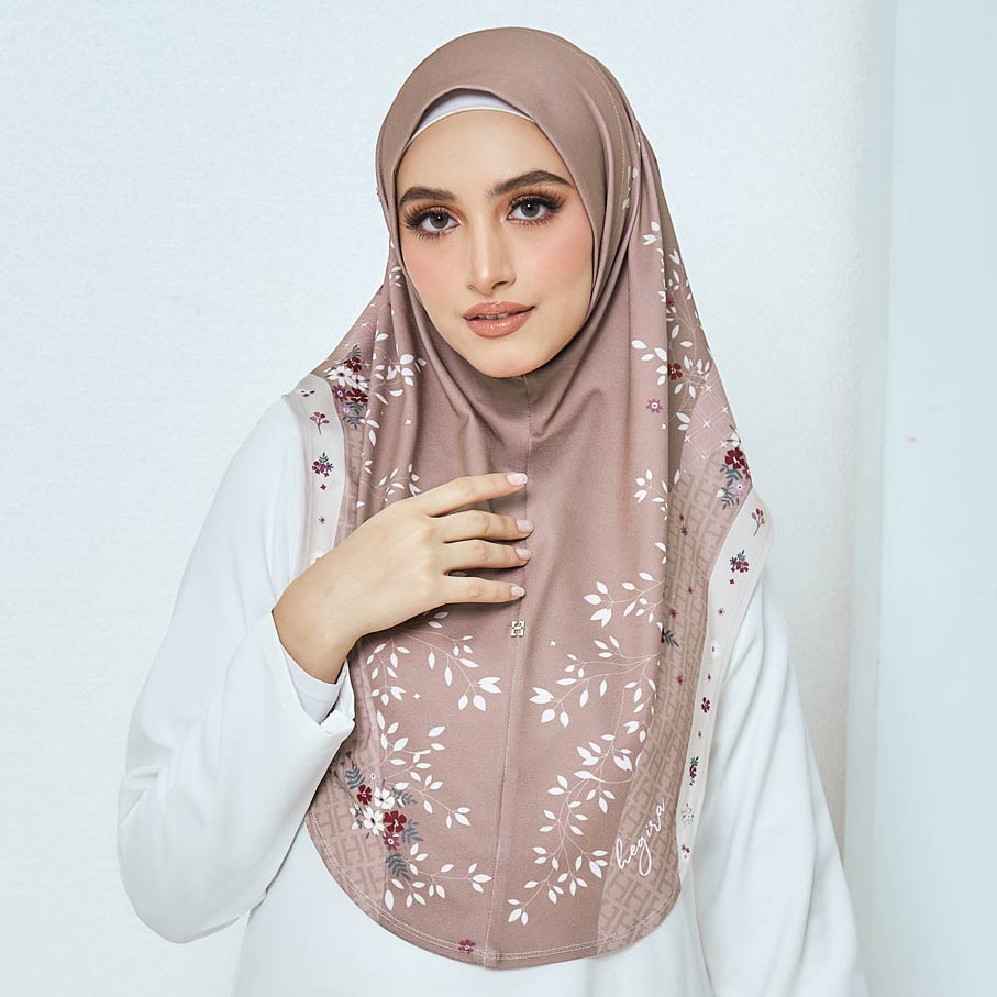 SO-LUCKY LAVANIA in ALMOND