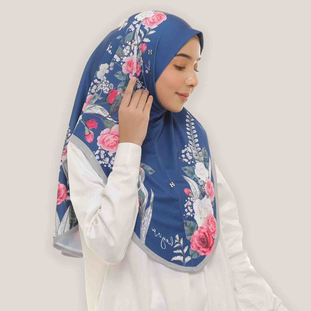 SO-LUCKY MARIE in NAVY