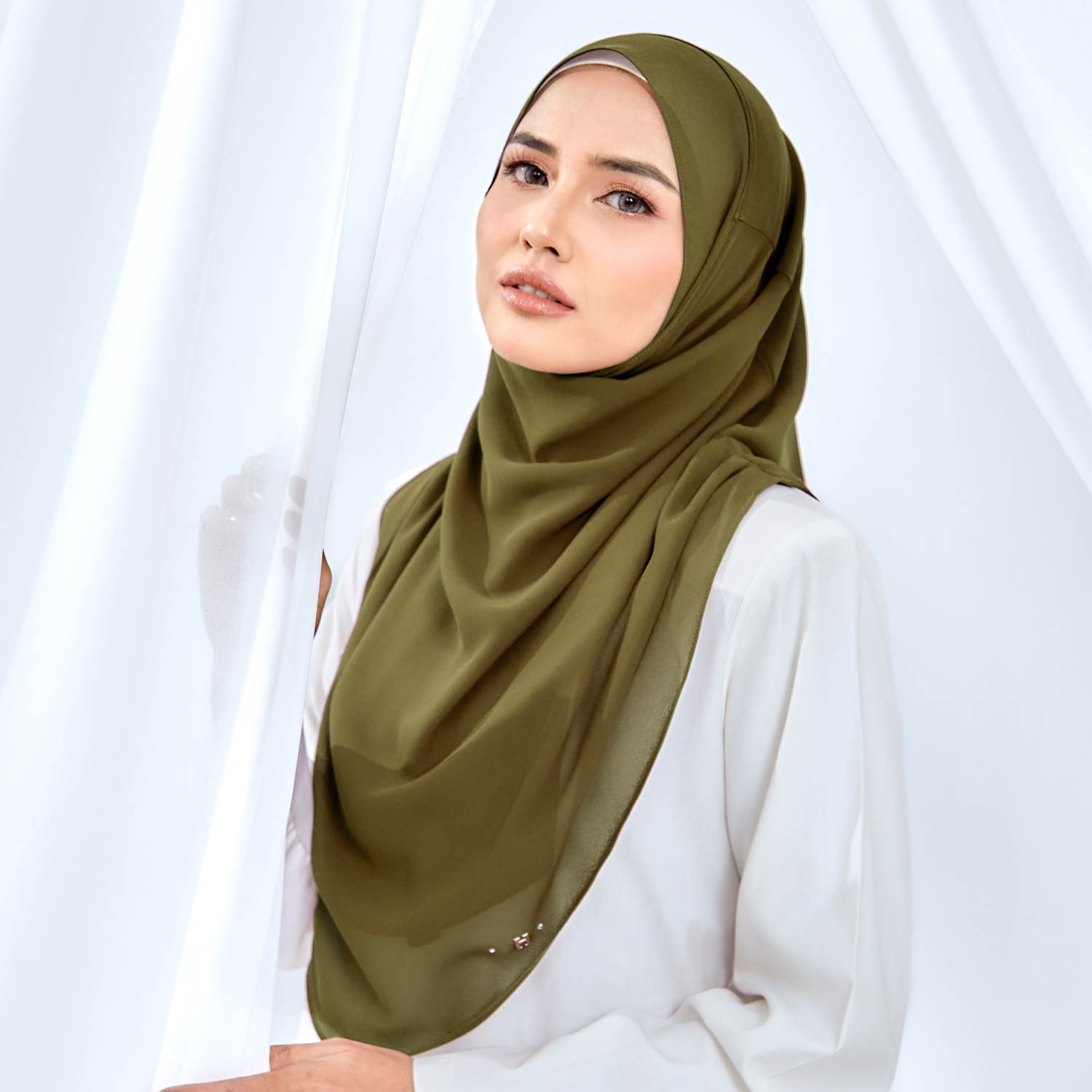 CUTELY-SO in OLIVE