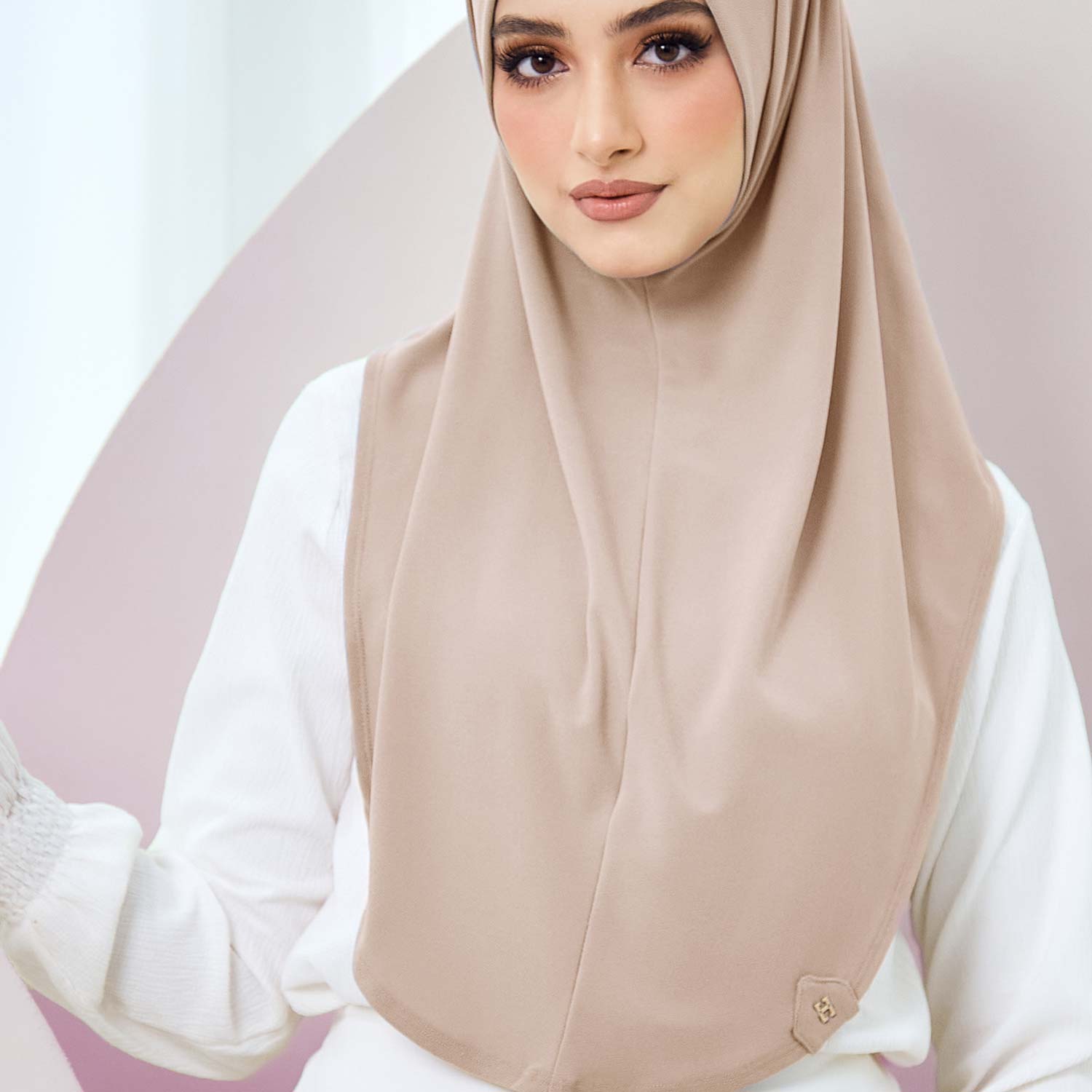 SO-LEA in PEACHY ASH