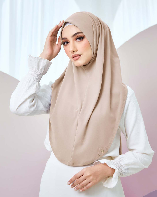 SO-LEA in PEACHY ASH