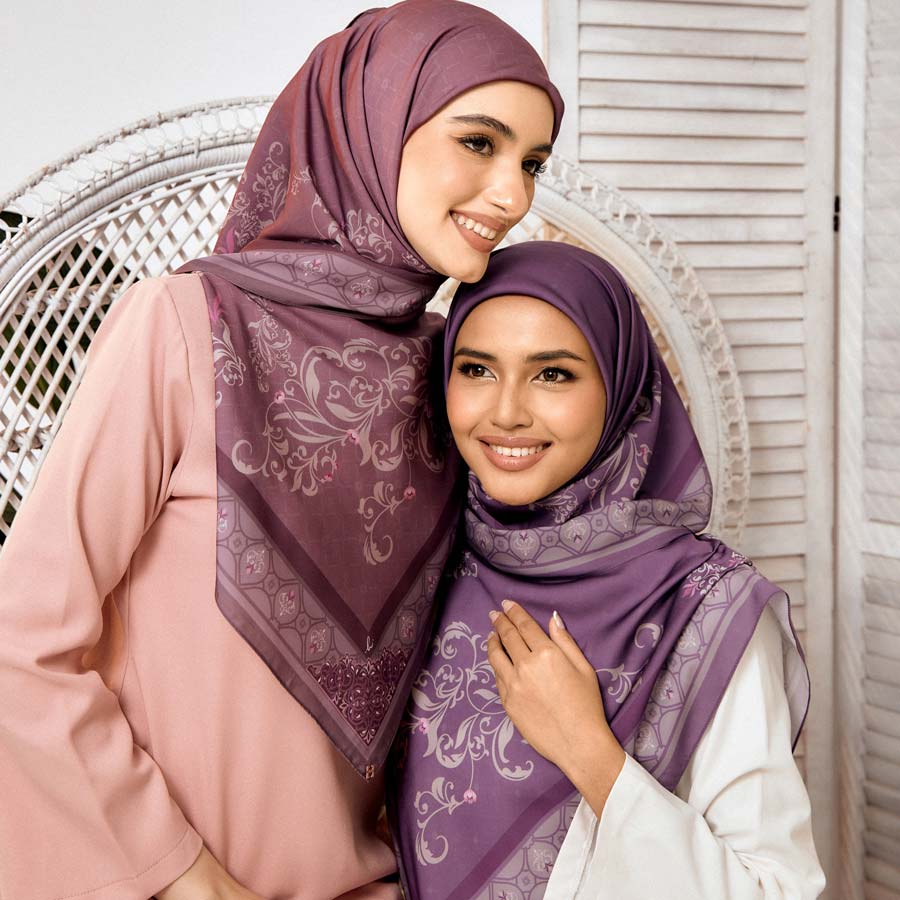 PS-HAIFA MATTE SATIN in RAISIN