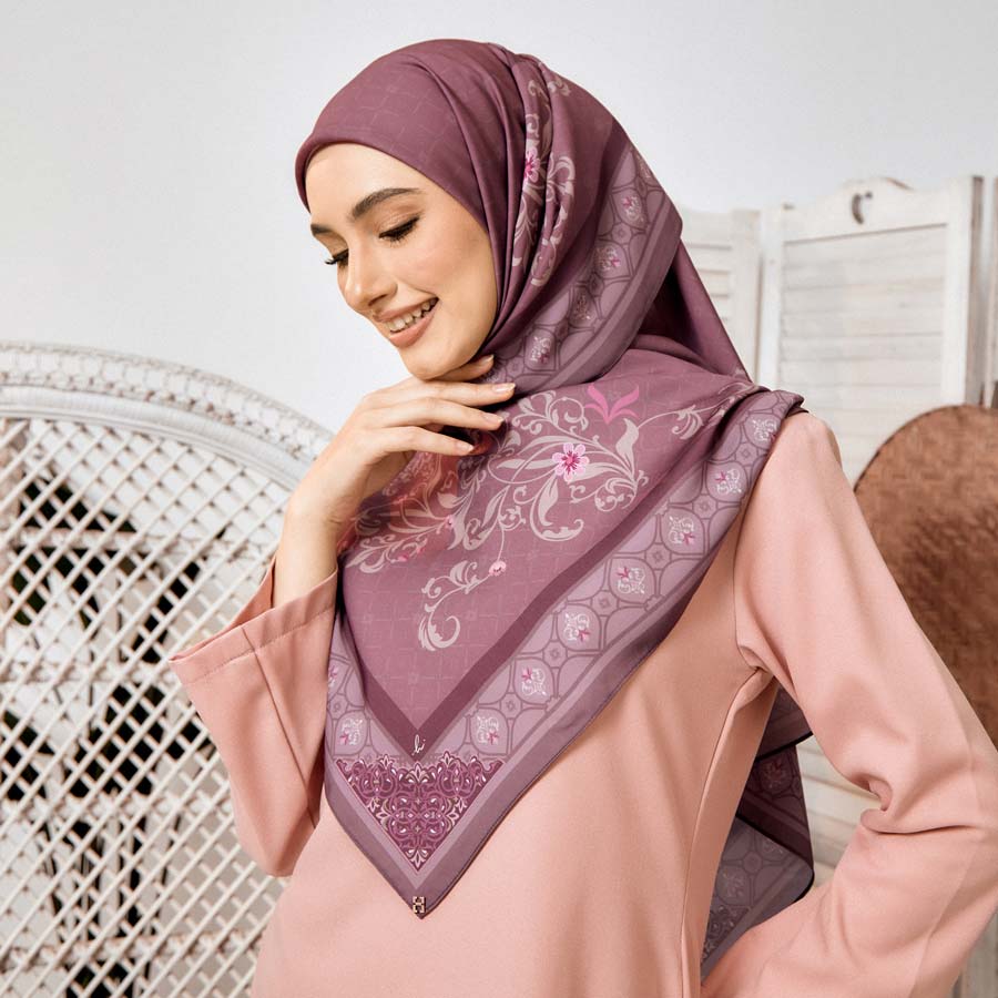 PS-HAIFA MATTE SATIN in RAISIN