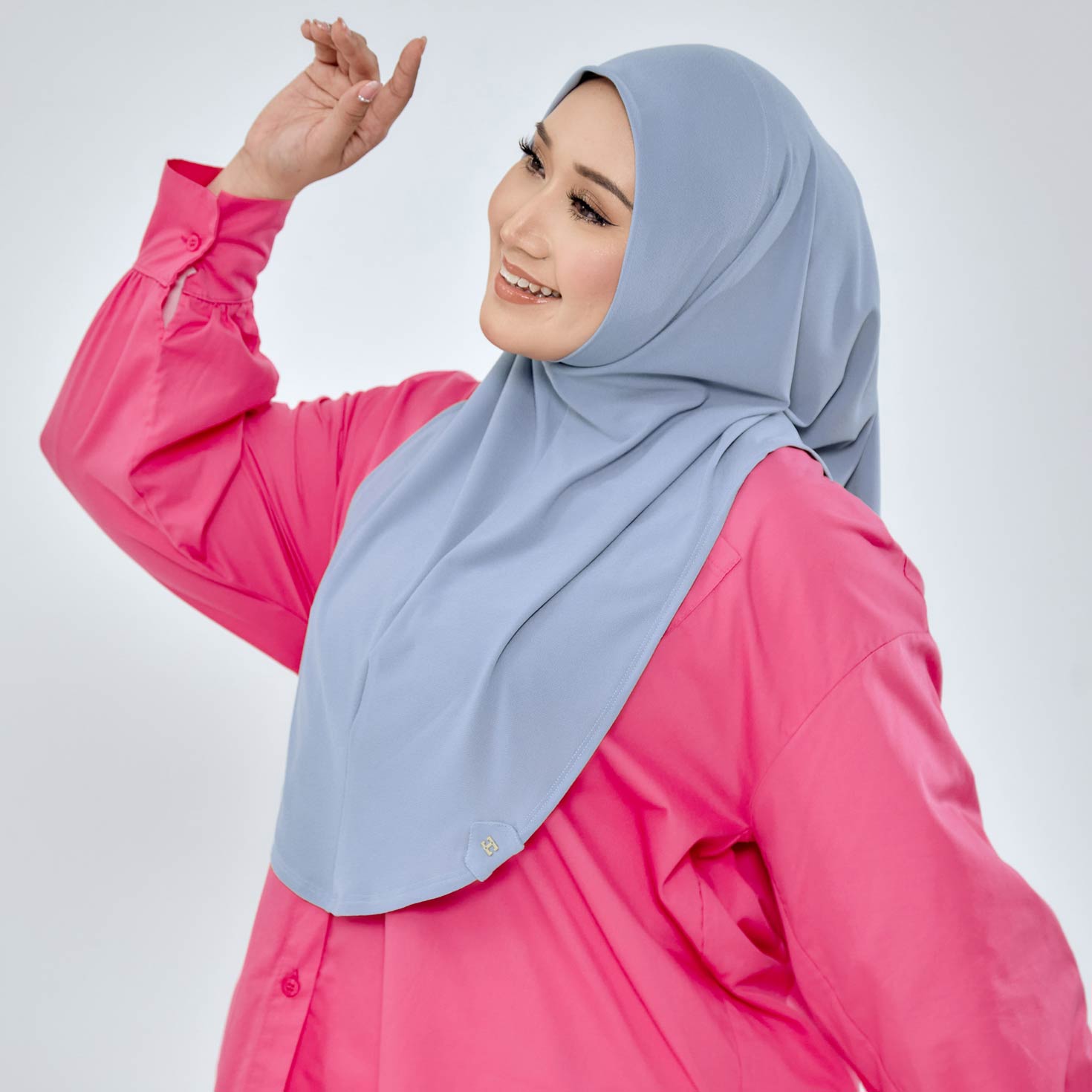 SO-LEA in ROCKBLUE