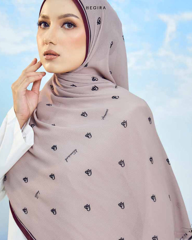 PS-JUST BELIEVE in SAND TAUPE