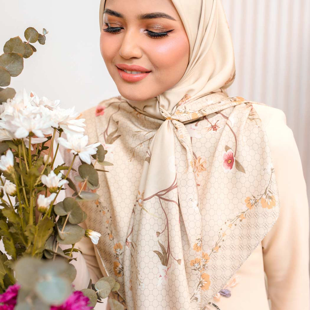 PS-HOPEFUL MATTE SATIN in PALE VANILLA