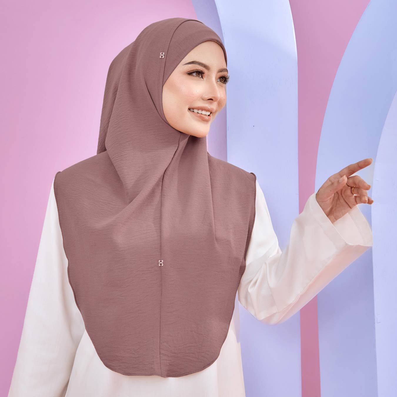 DANDILY-SO in ALMOND SPICE