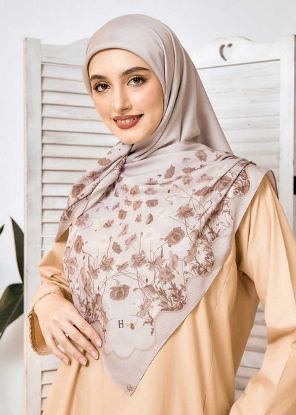 PS-HABEEBA MATTE SATIN in HAZEL